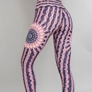 Wolven Threads Workout Set - Recycled Materials